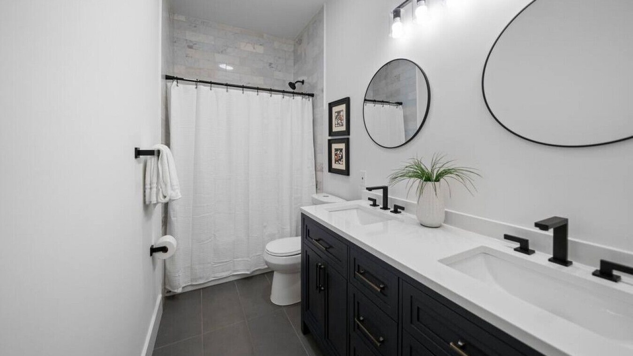 Photo of Bathroom in Walnut Hills