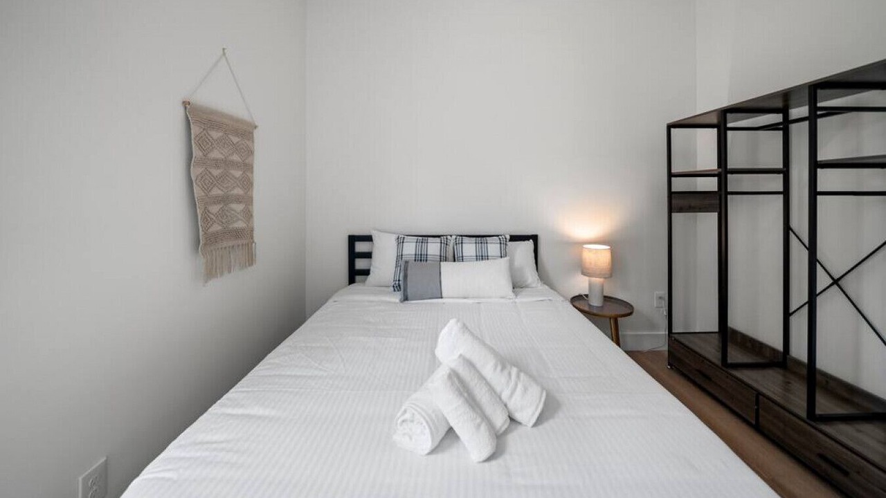 Photo of Bedroom in Walnut Hills