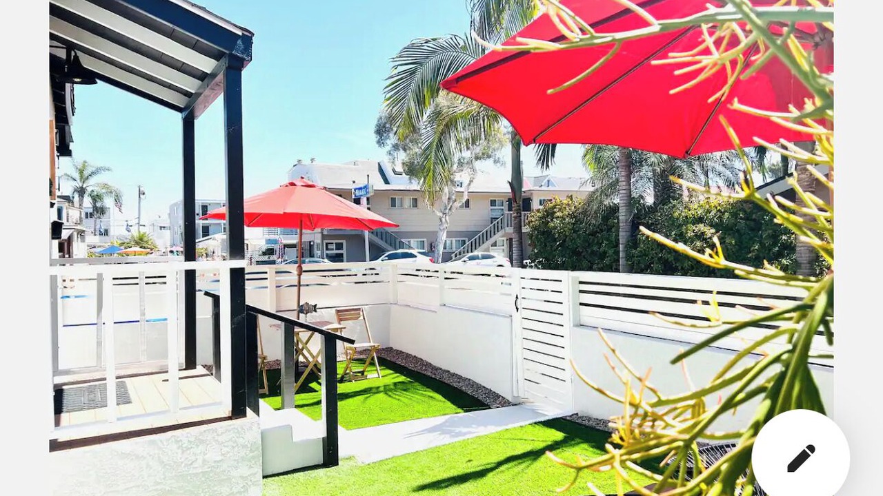 Photo of Patio Balcony in Central Mission Beach
