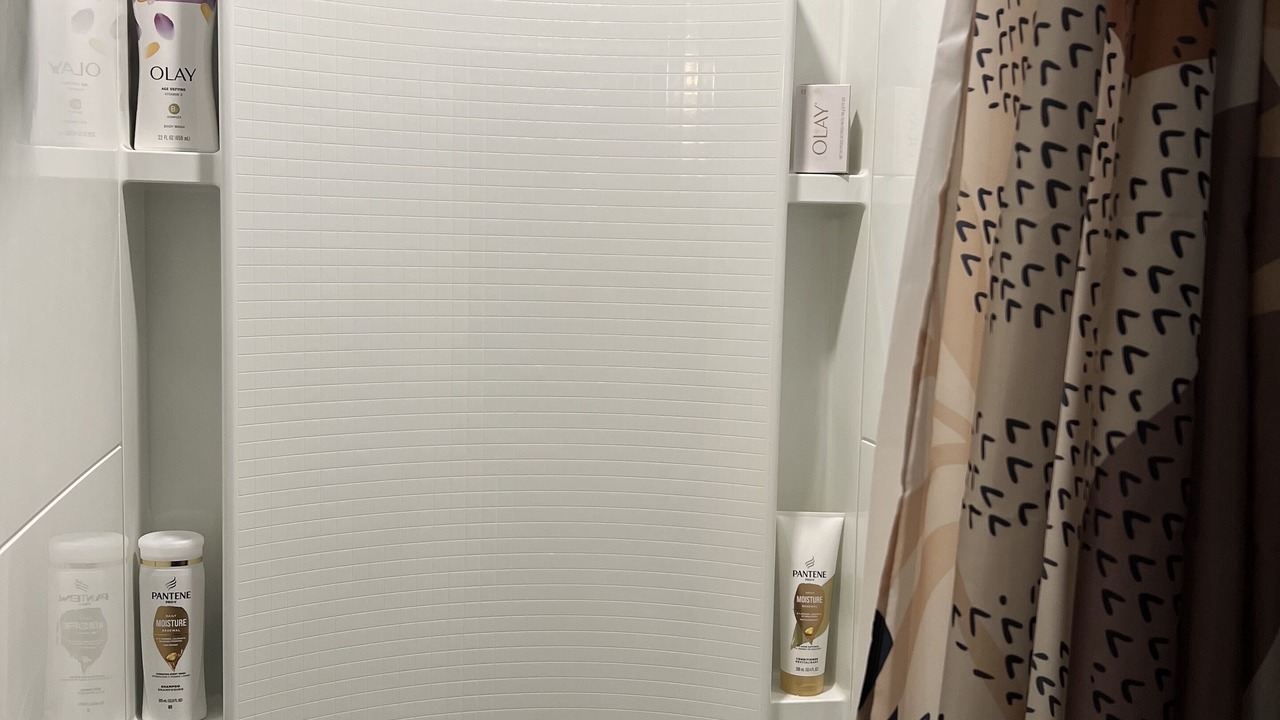 Photo of Bathroom in Bellefontaine