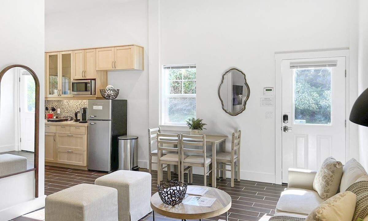 Photo of Livingroom in Langley