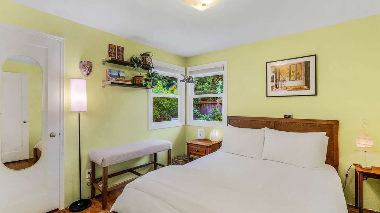 Photo of Bedroom in North City