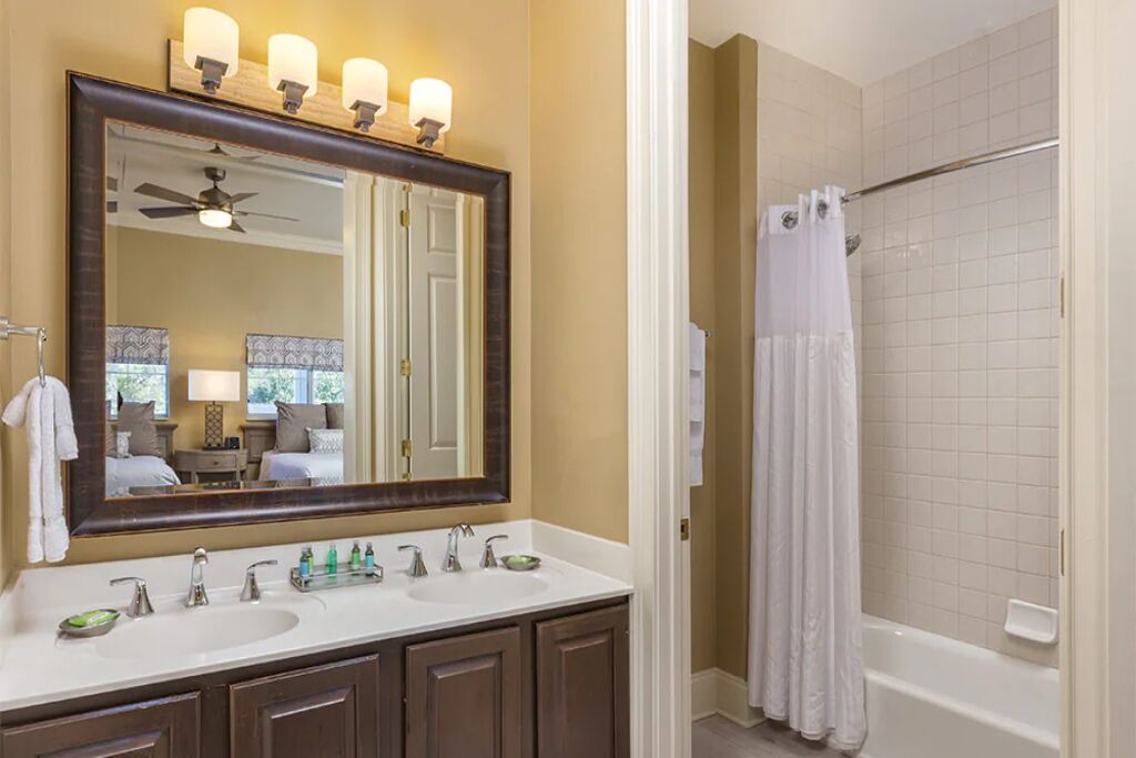 Photo of Bathroom in Pennington Bend