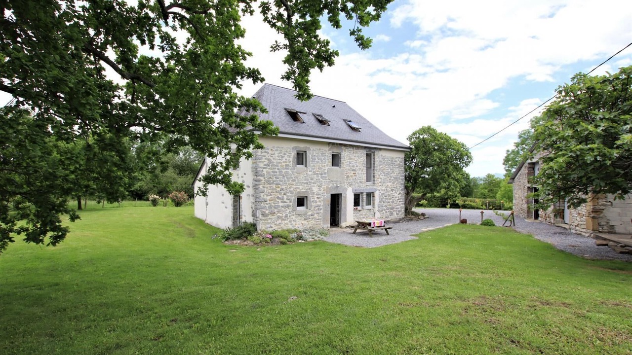 Photo of Outdoor in Lys