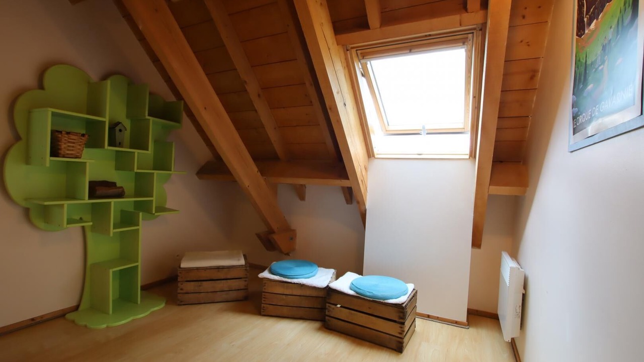 Photo of Others in Lys