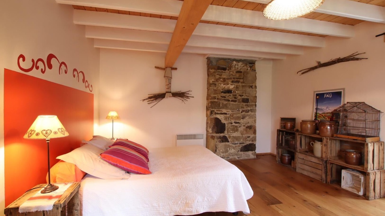 Photo of Bedroom in Lys