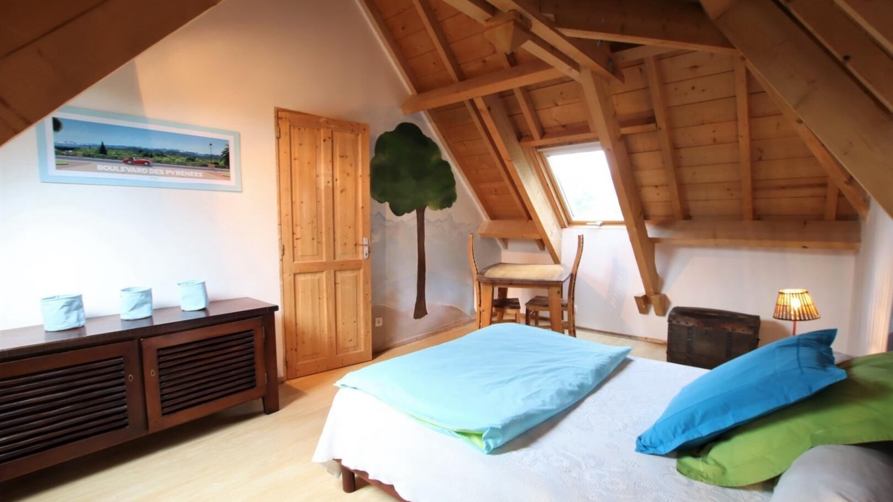 Photo of Bedroom in Lys