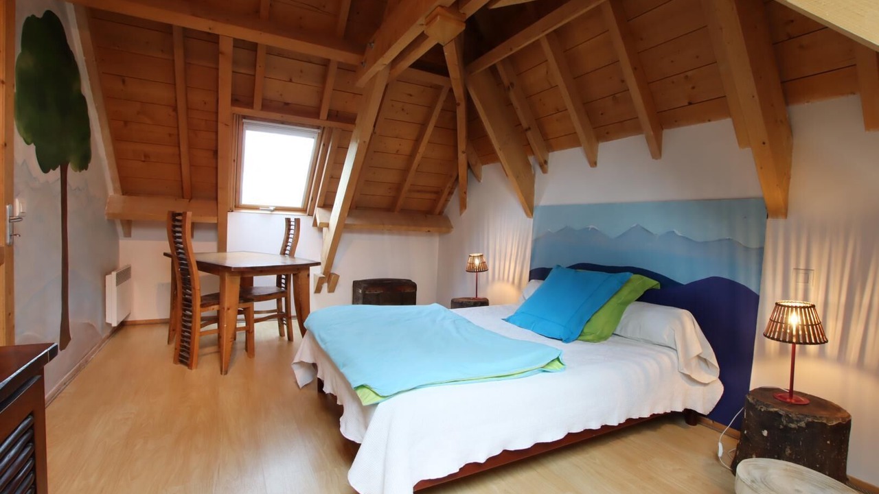 Photo of Bedroom in Lys