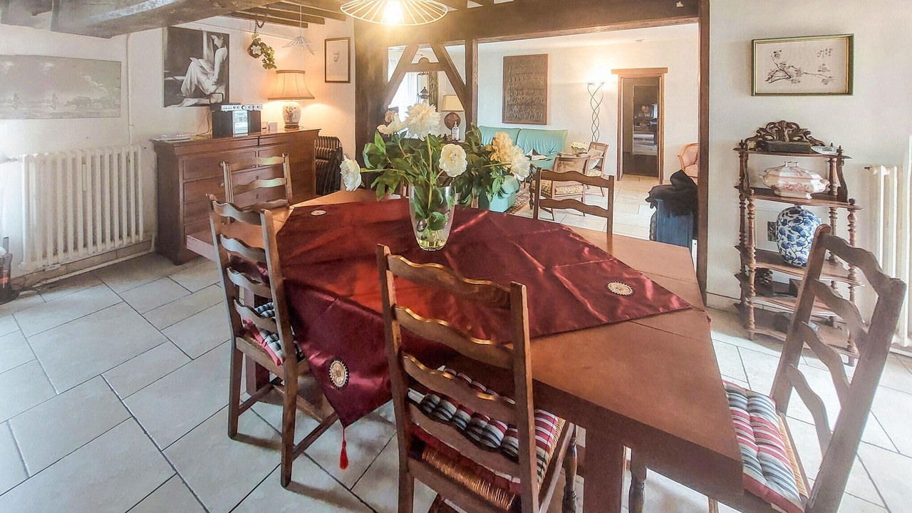 Photo of Bedroom in Saint-Denis-d'Authou