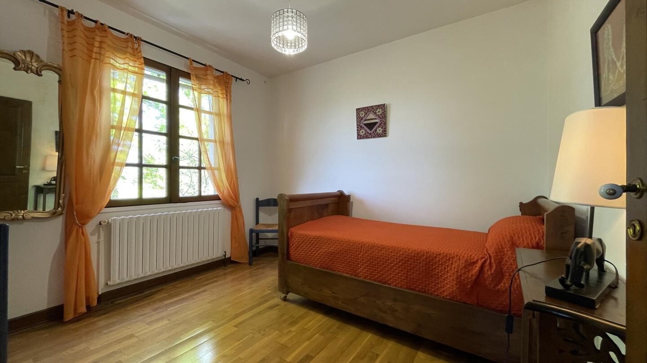 Photo of Bedroom in Irissarry