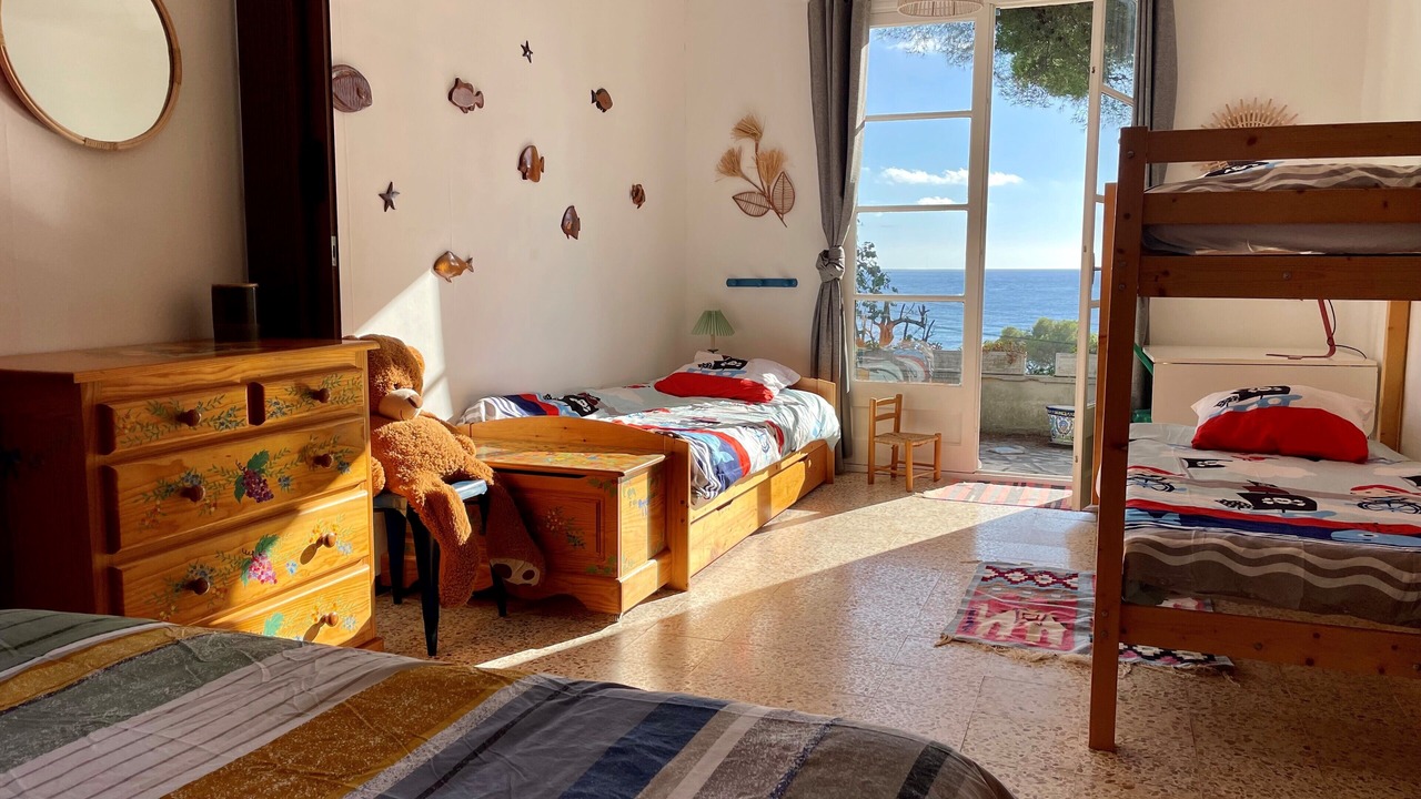 Photo of Bedroom in Saint-Mandrier-sur-Mer