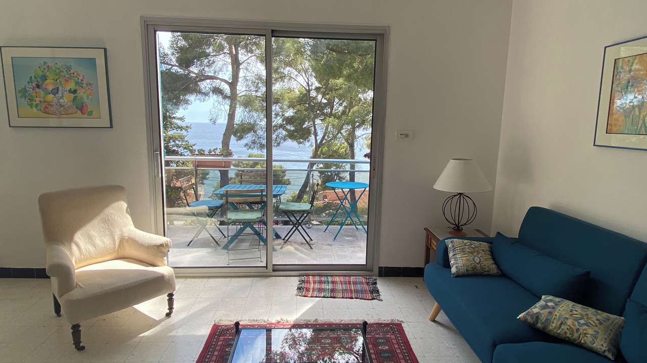 Photo of Livingroom in Saint-Mandrier-sur-Mer
