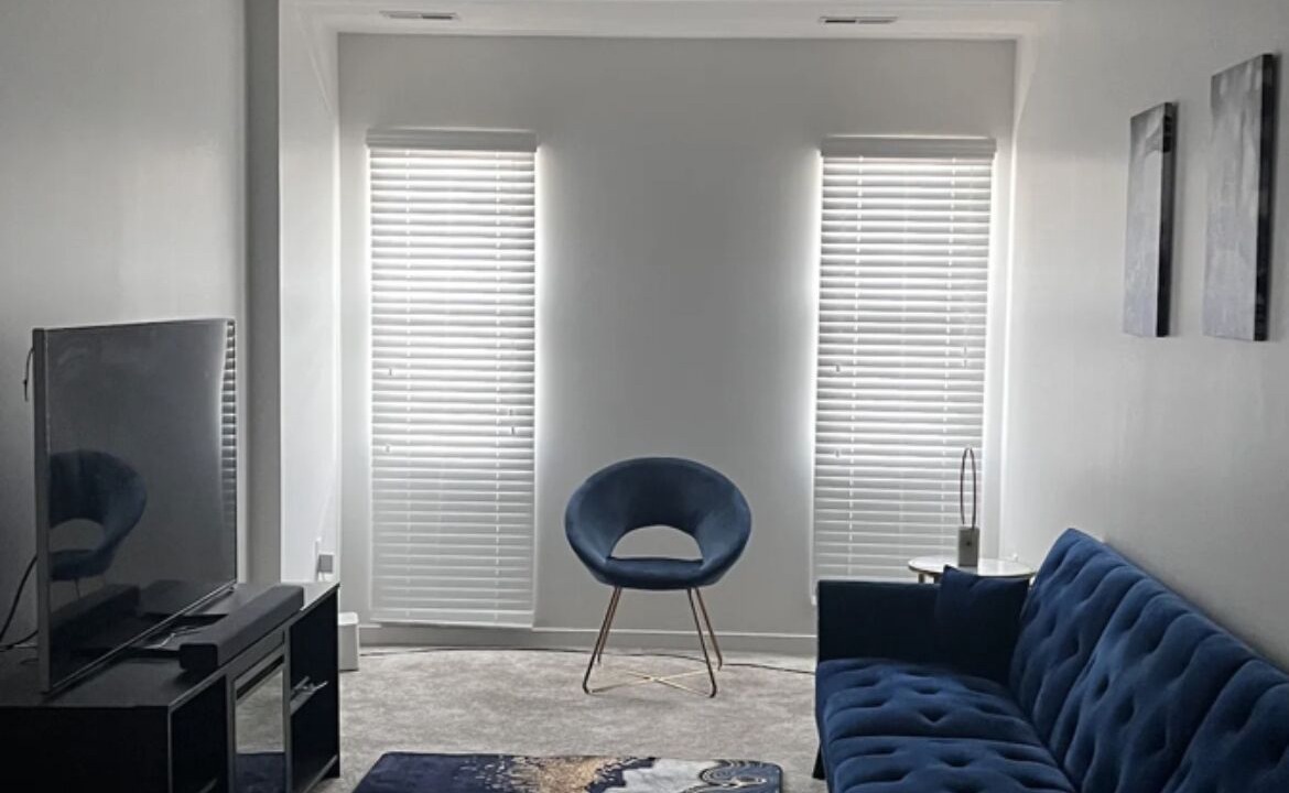 Photo of Livingroom in Madison Heights