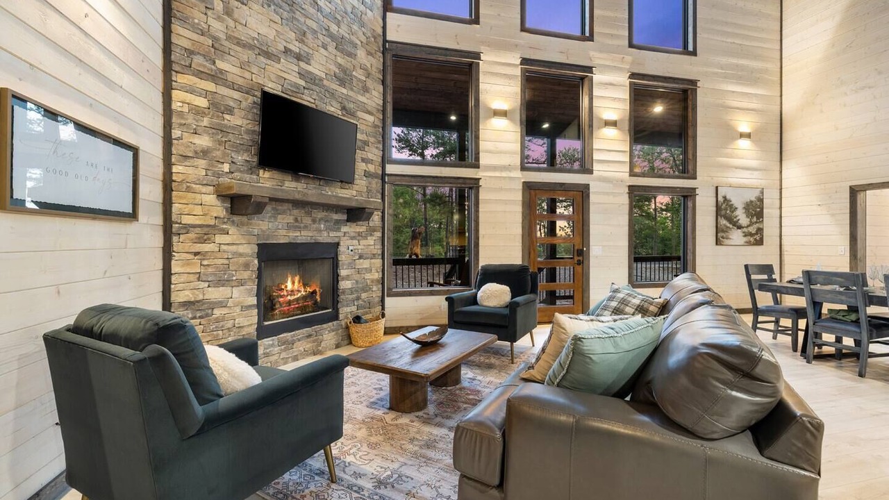 Photo of Livingroom in Pickens