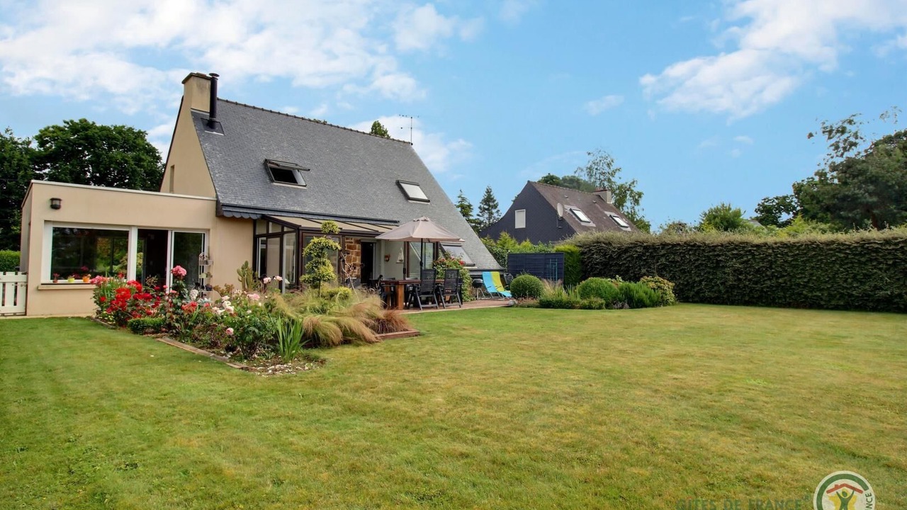 Photo of Outdoor in Plelo