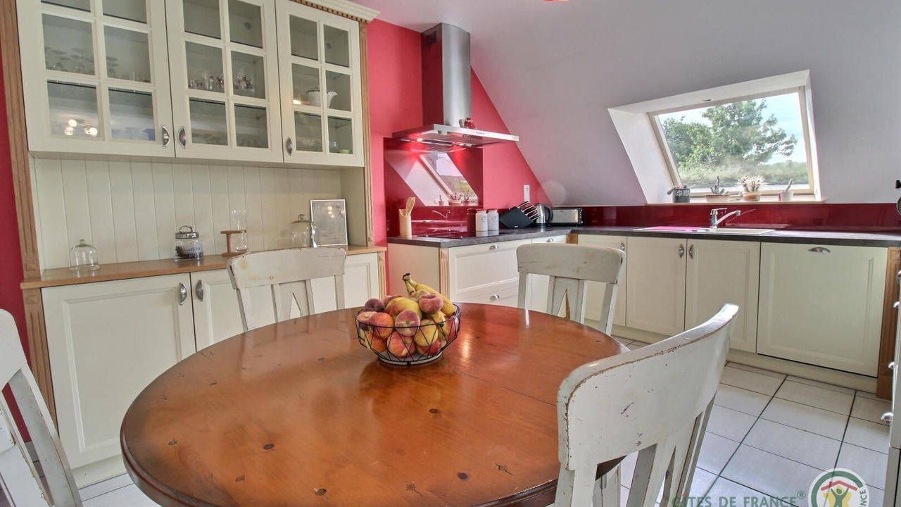 Photo of Kitchen in Plelo