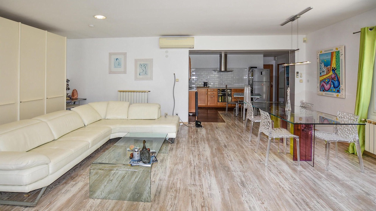 Photo of Bedroom in Sorgues