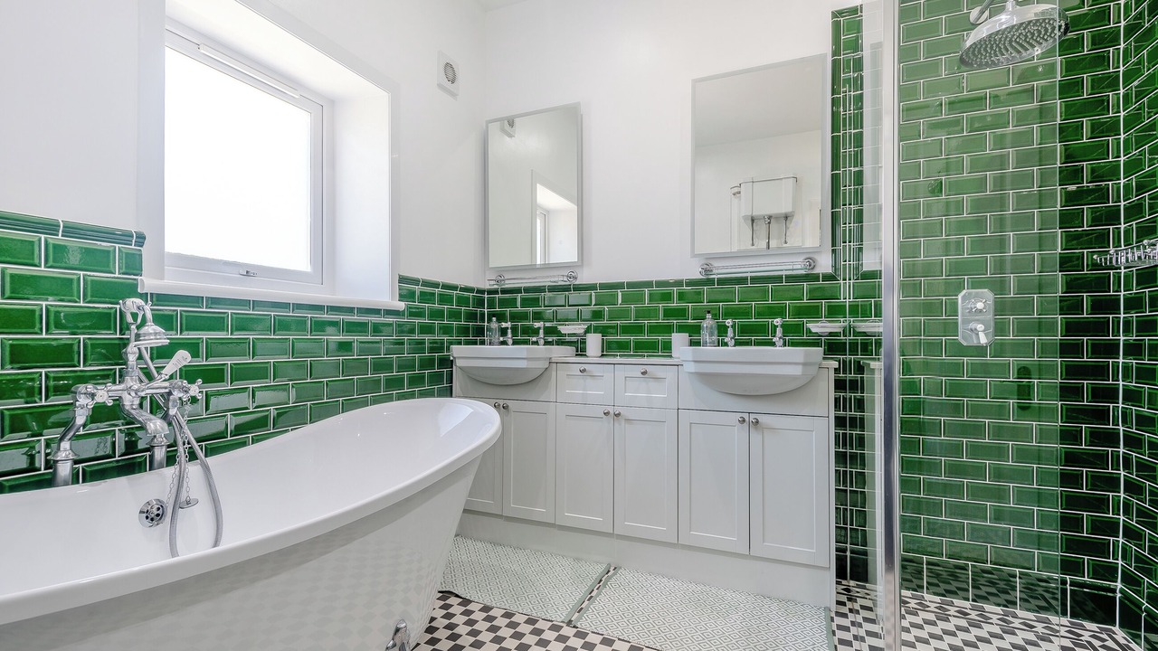 Photo of Bathroom in Dunure