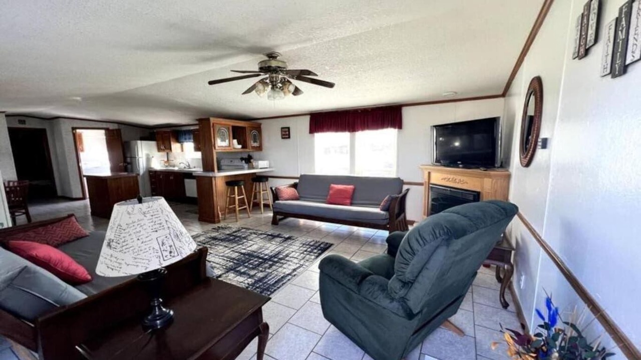 Photo of Livingroom in Bloomington