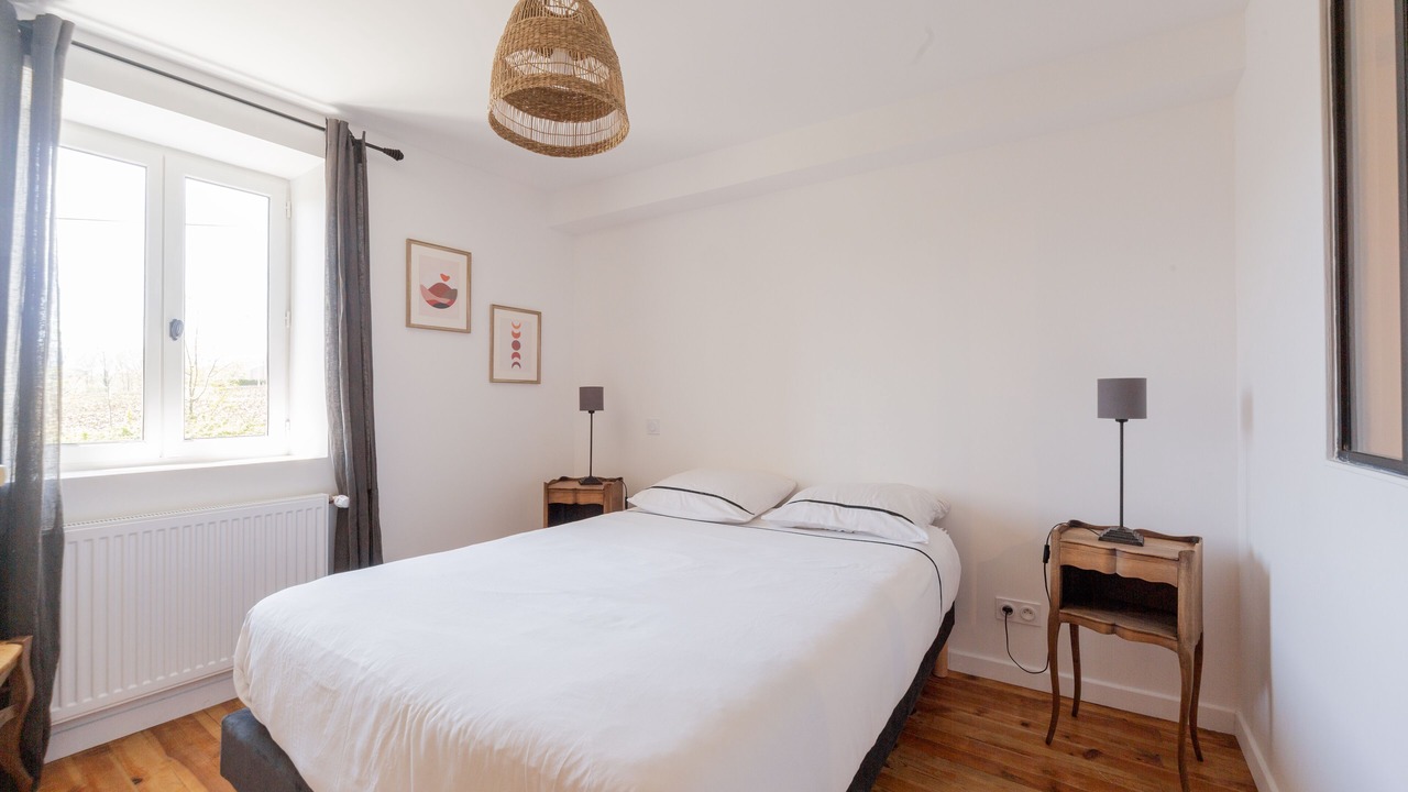 Photo of Bedroom in Saint-Etienne-la-Varenne