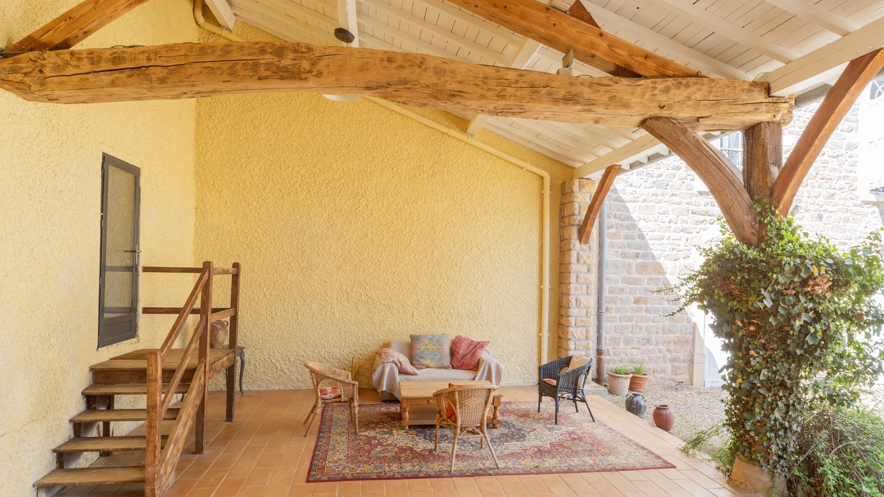 Photo of Patio Balcony in Saint-Etienne-la-Varenne