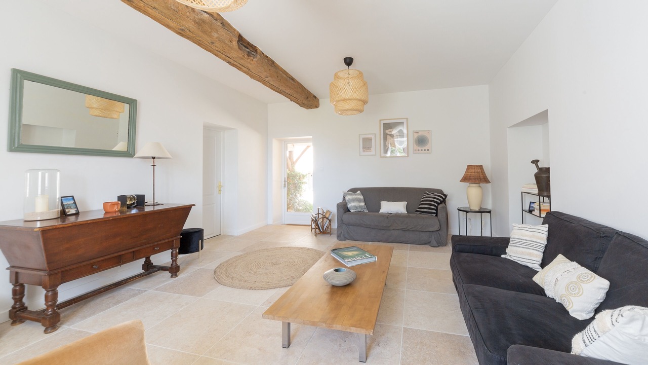 Photo of Livingroom in Saint-Etienne-la-Varenne