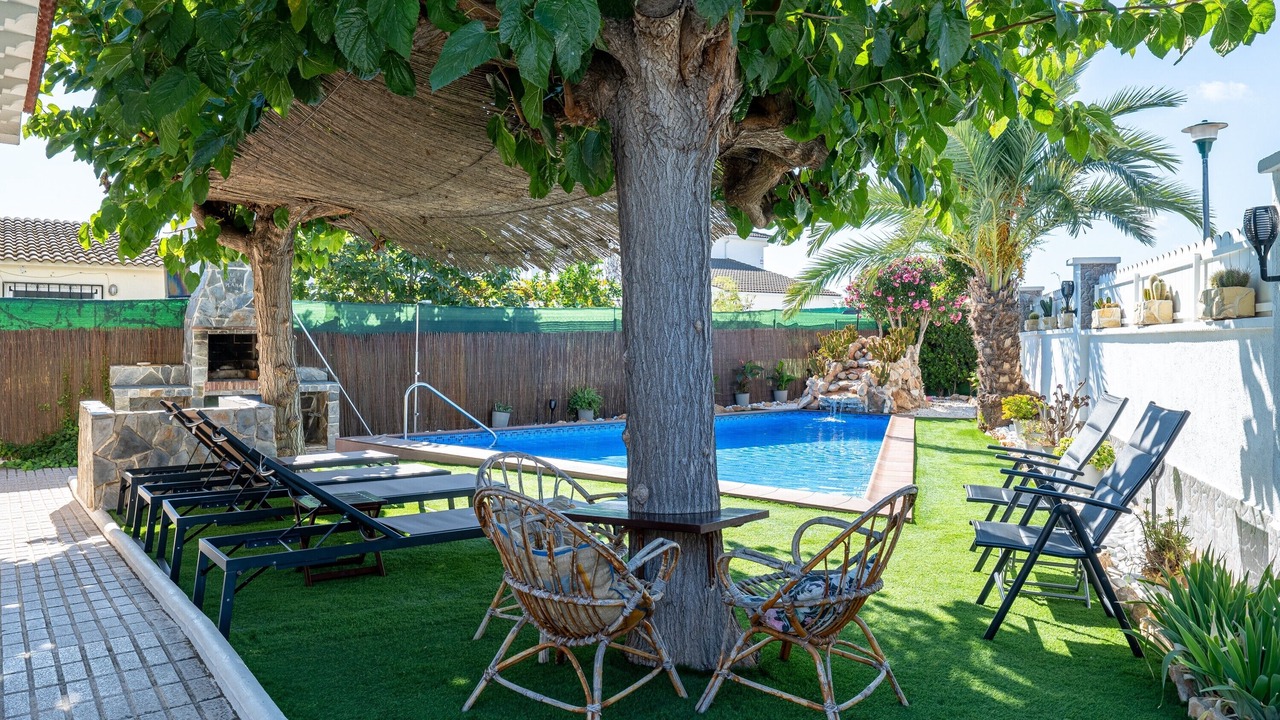 Photo of Outdoor in Creixell