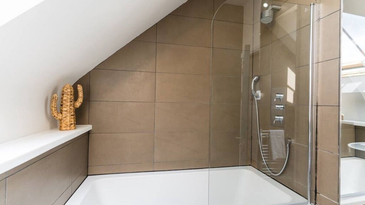 Photo of Bathroom in Roath