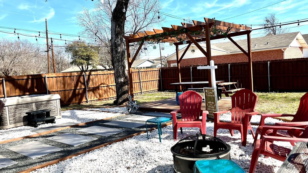 Photo of Outdoor in West Dallas
