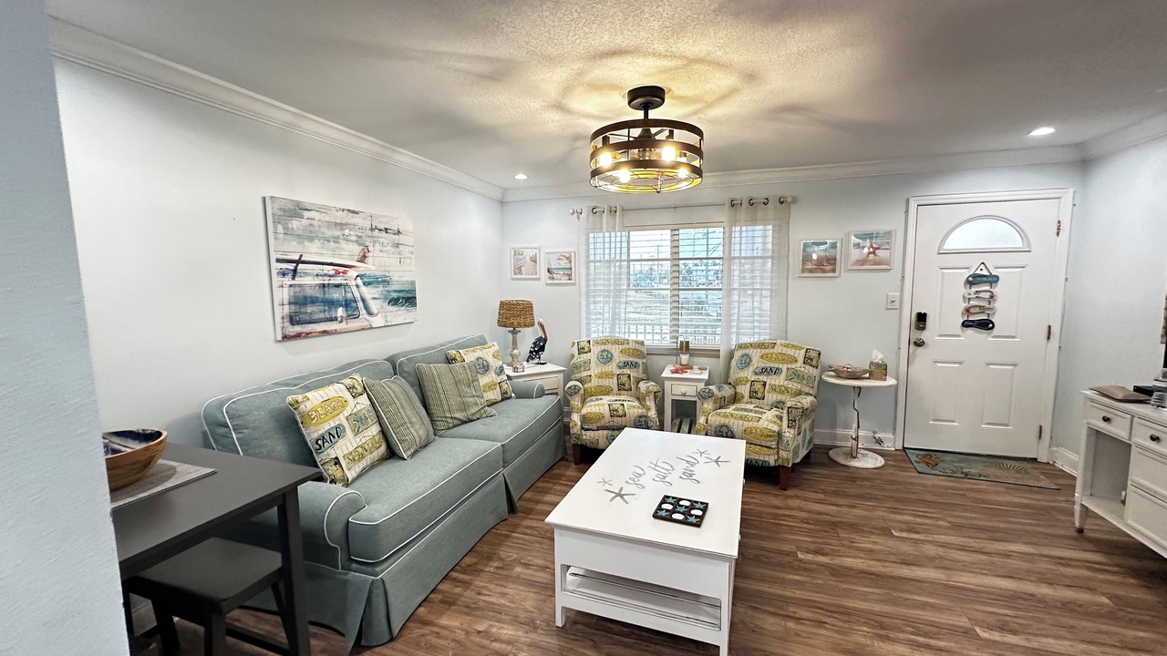 Photo of Livingroom in Belle Vista