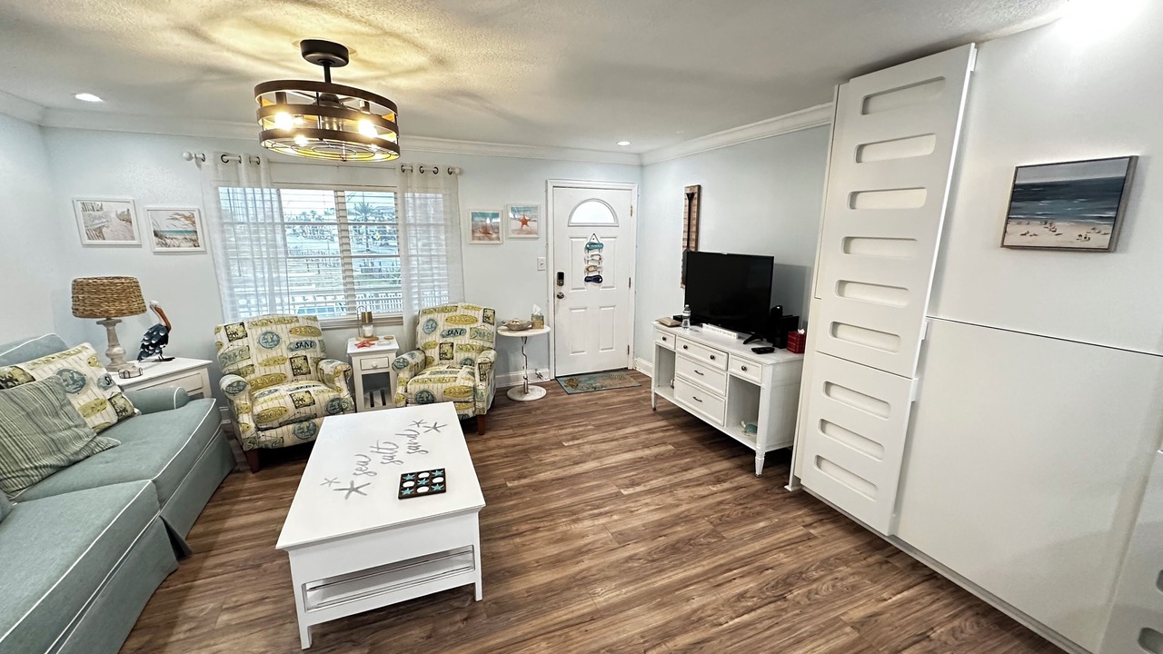 Photo of Livingroom in Belle Vista