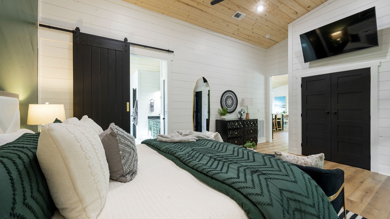 Photo of Bedroom in Broken Bow