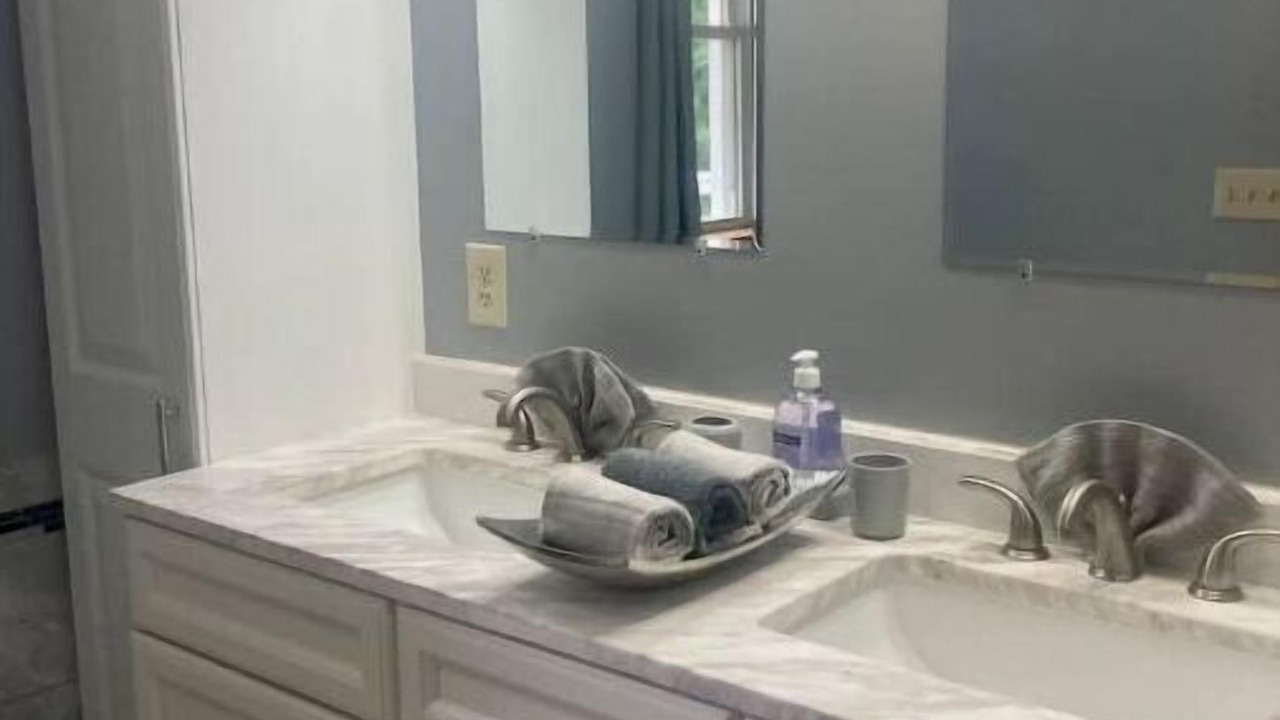 Photo of Others in Rotterdam Junction