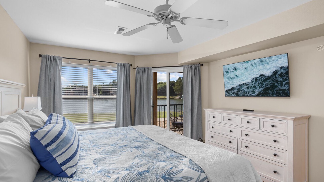 Photo of Bedroom in Camdenton