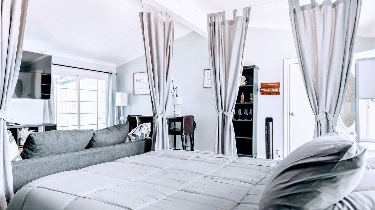 Photo of Bedroom in Harbor