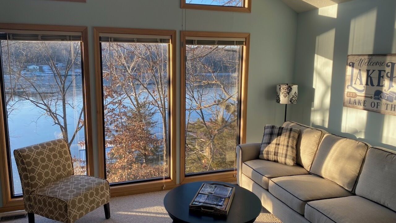 Photo of Livingroom in Gravois Mills