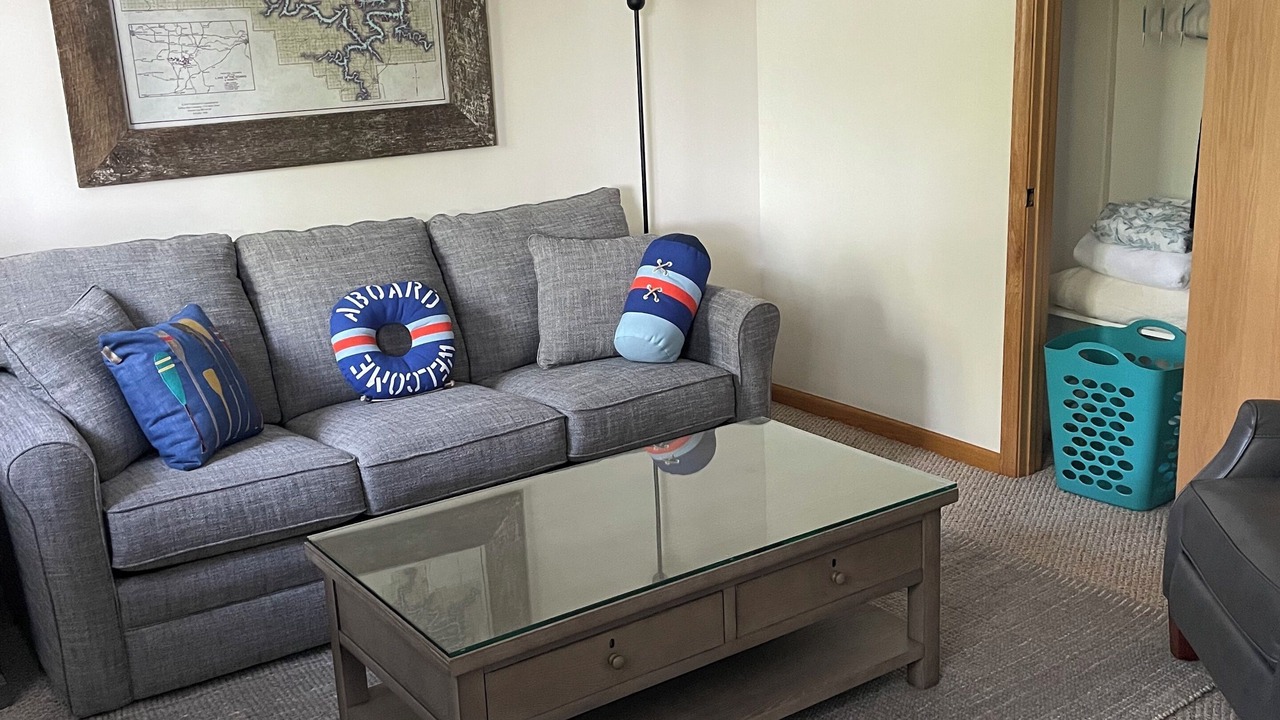Photo of Livingroom in Gravois Mills