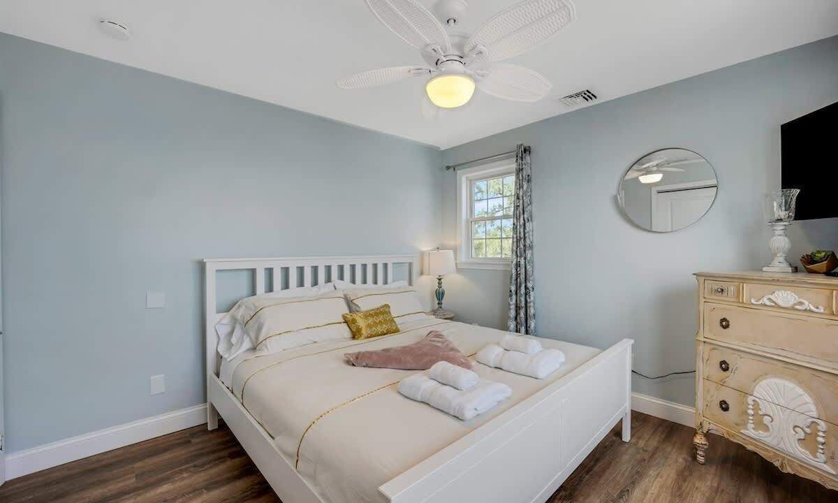 Photo of Others in Morgan Point