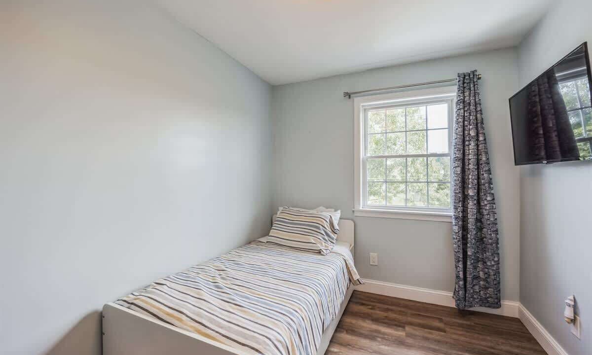 Photo of Bedroom in Morgan Point