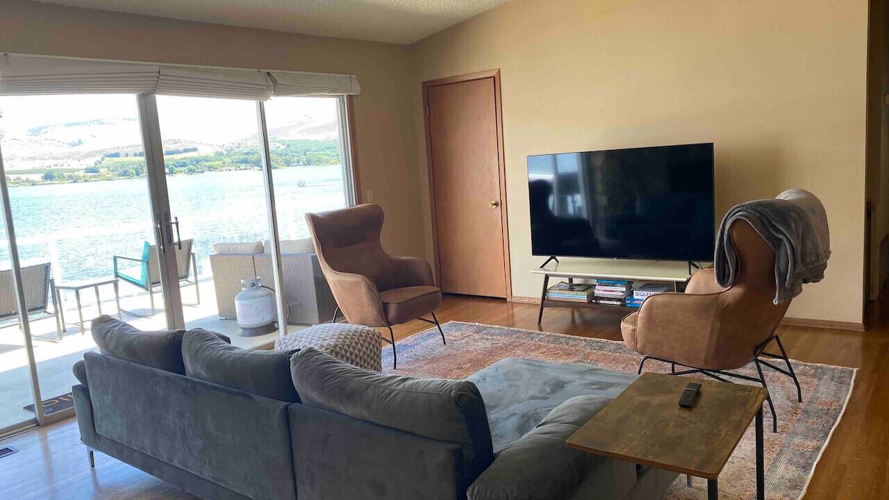 Photo of Livingroom in Oroville