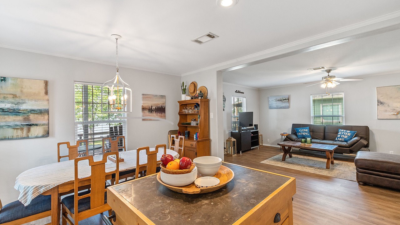Photo of Livingroom in Carolyn Estates