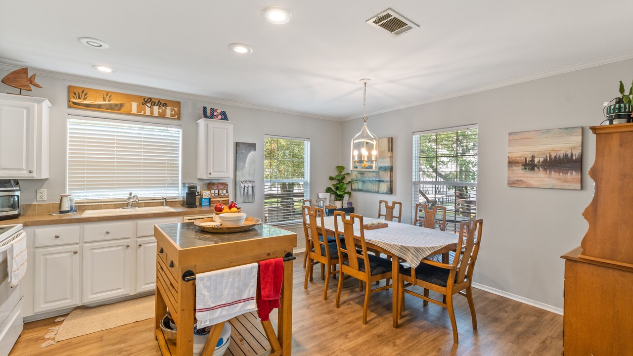 Photo of Kitchen in Carolyn Estates