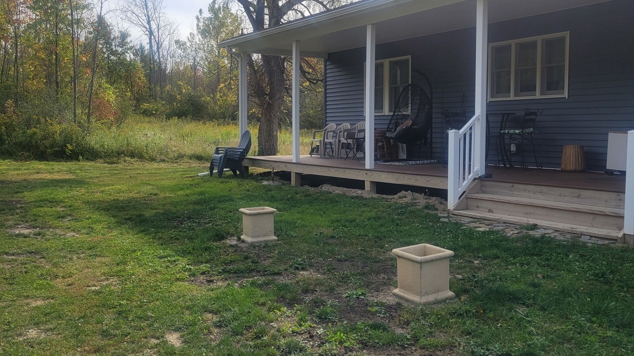 Photo of Patio Balcony in Livonia Center