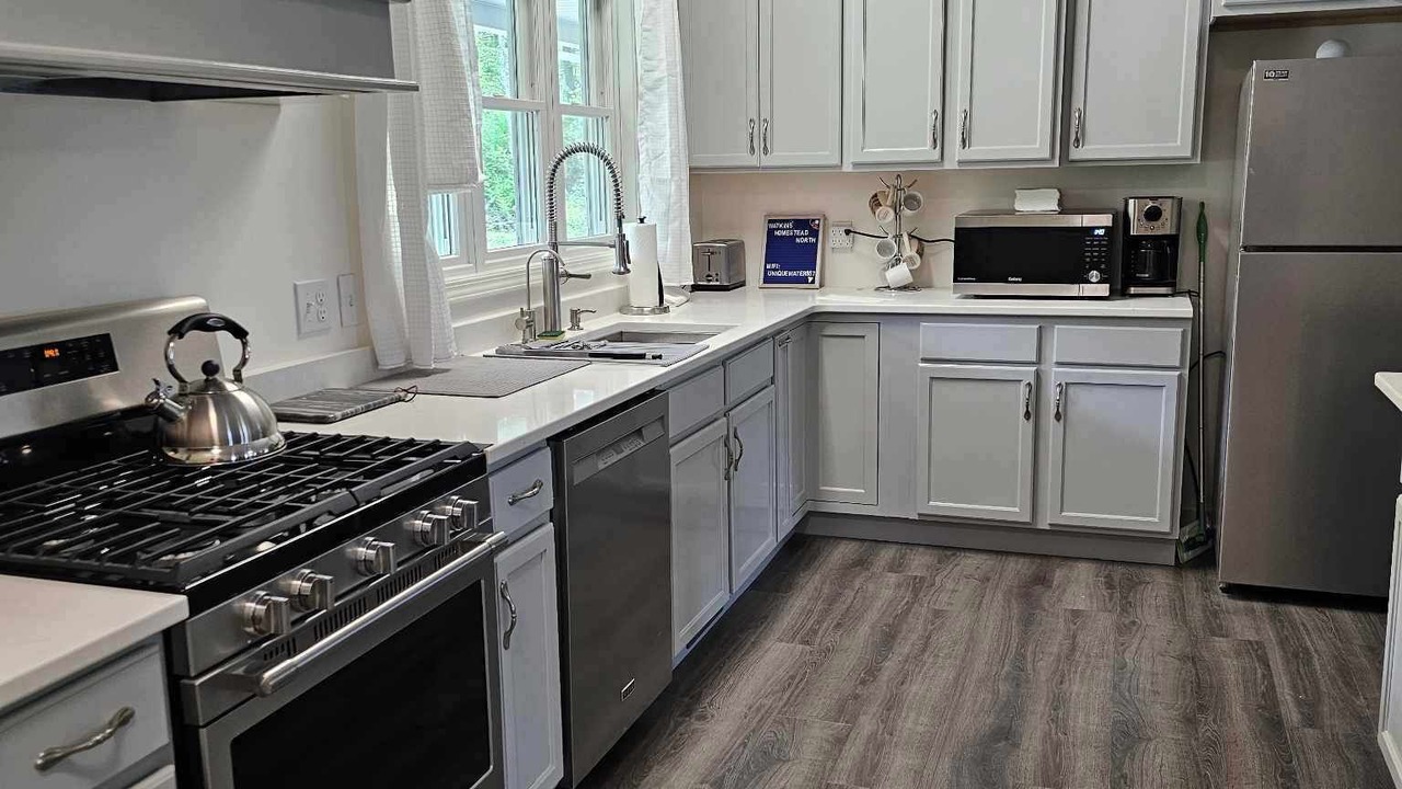 Photo of Kitchen in Livonia Center