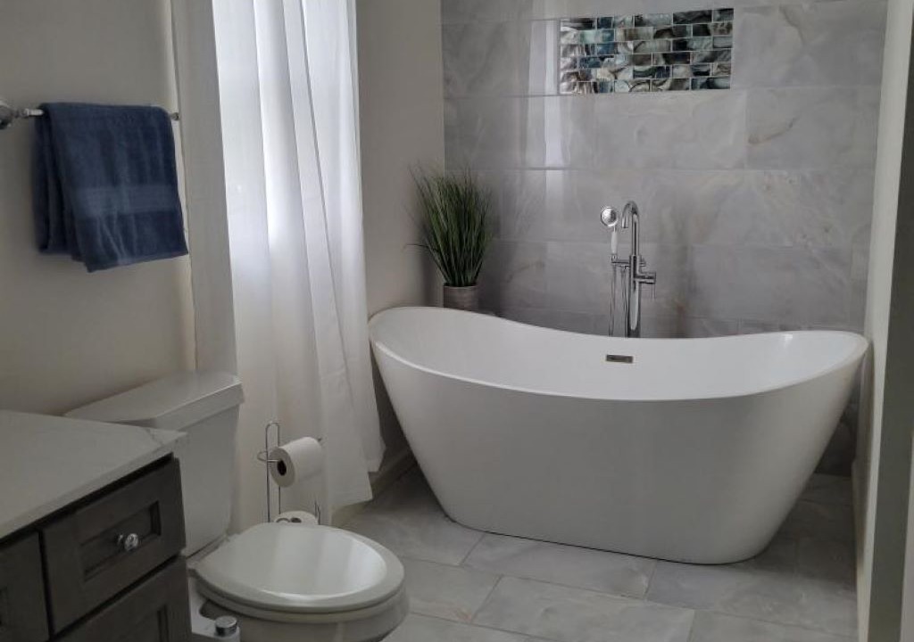 Photo of Bathroom in Livonia Center