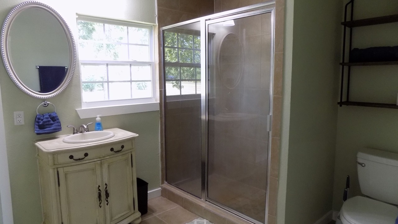 Photo of Bathroom in Ledbetter