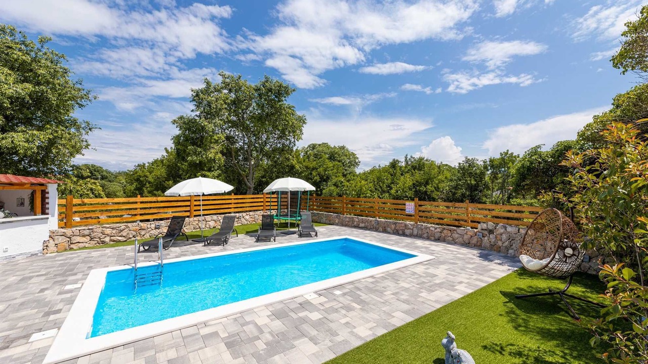 Photo of Outdoor in Gabonjin