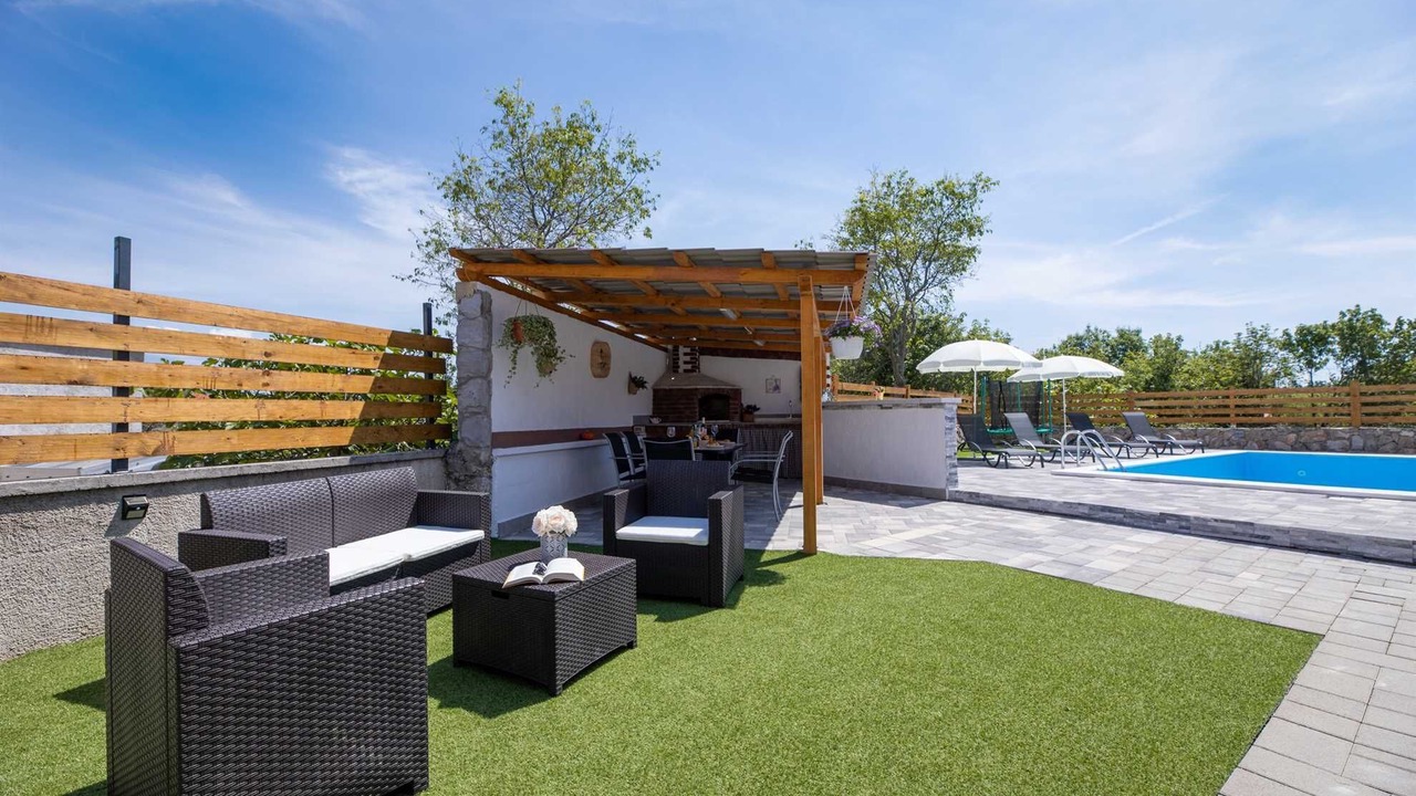 Photo of Outdoor in Gabonjin