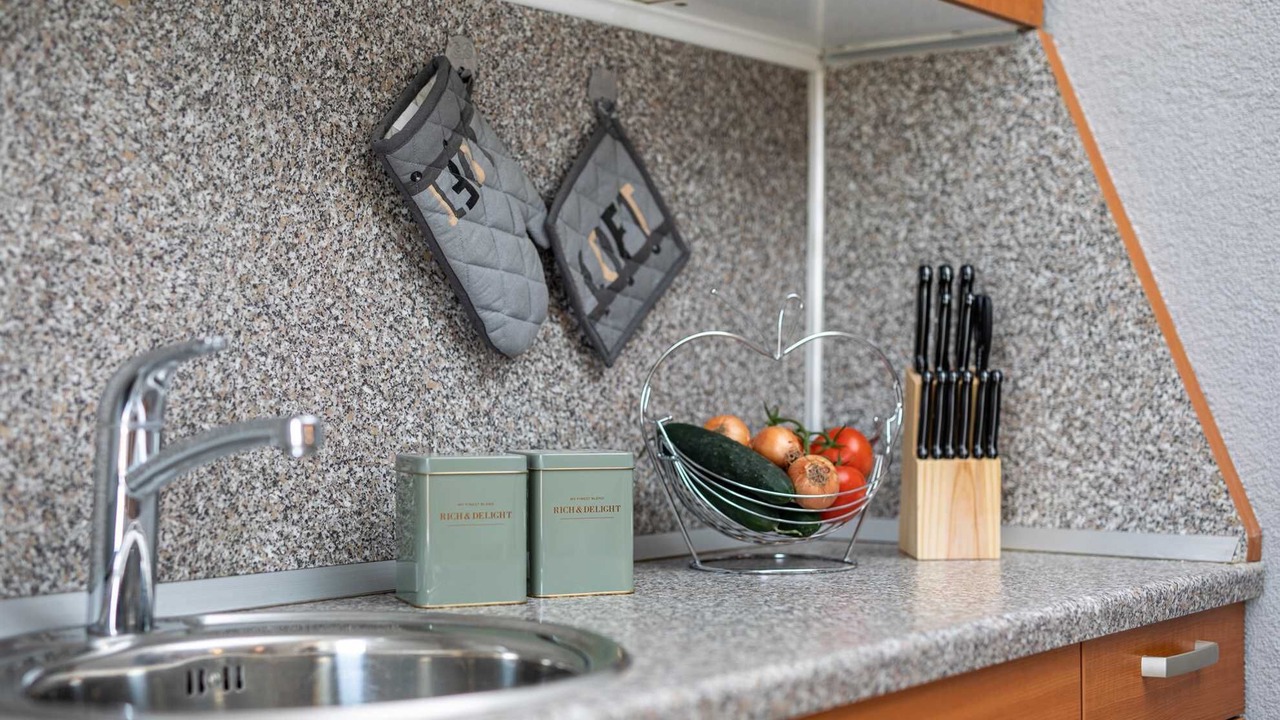 Photo of Kitchen in Gabonjin