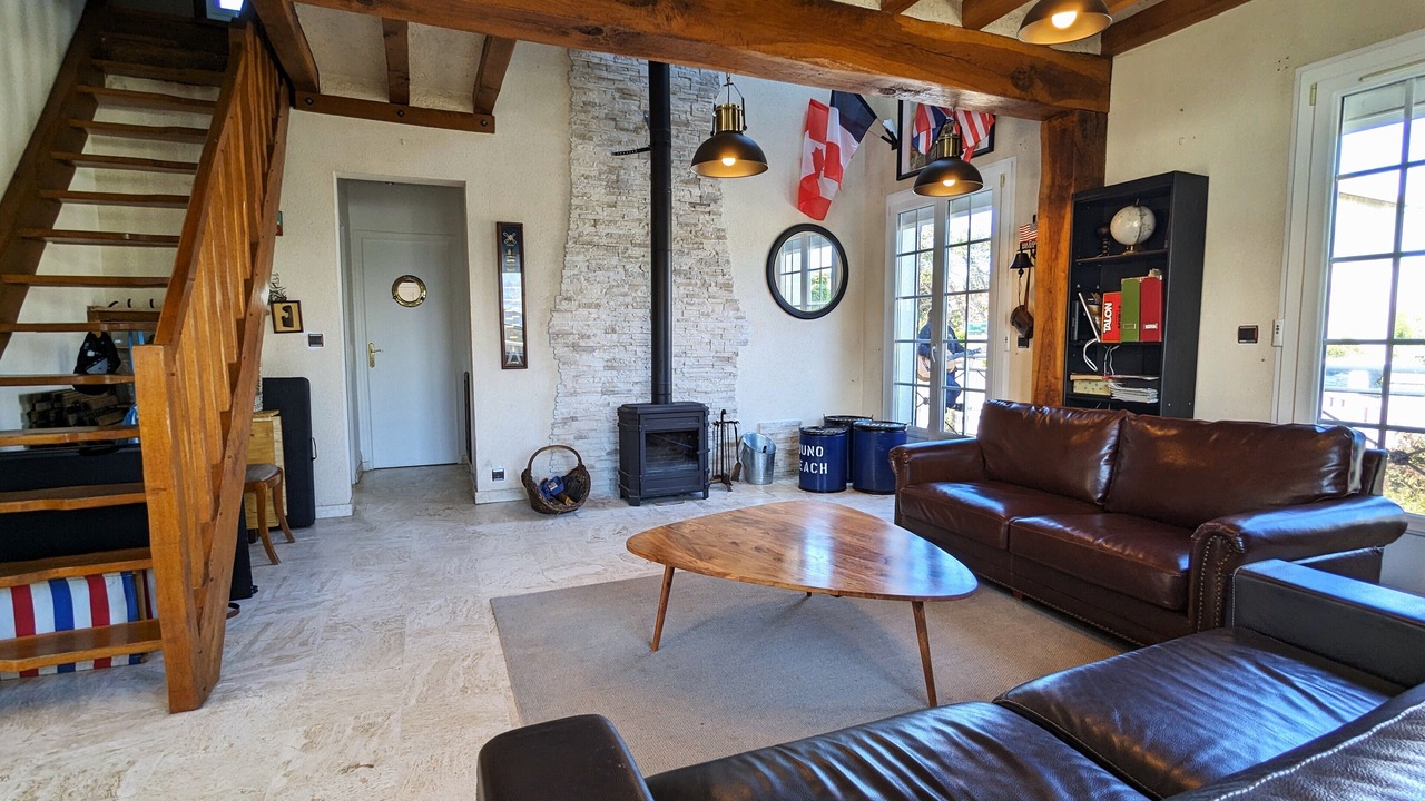 Photo of Livingroom in Bernieres-sur-Mer